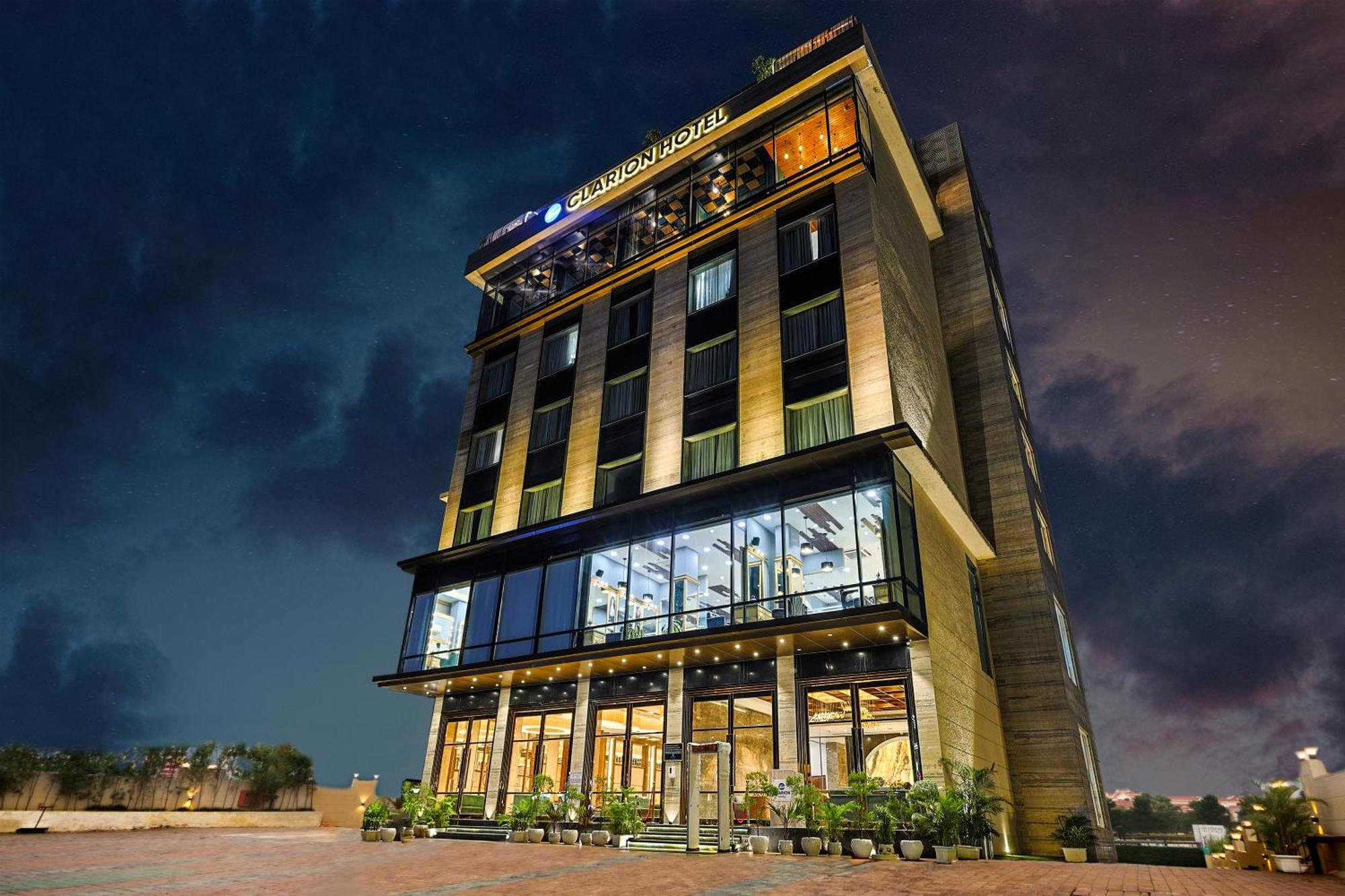 Clarion Hotel Dehradun Exterior photo
